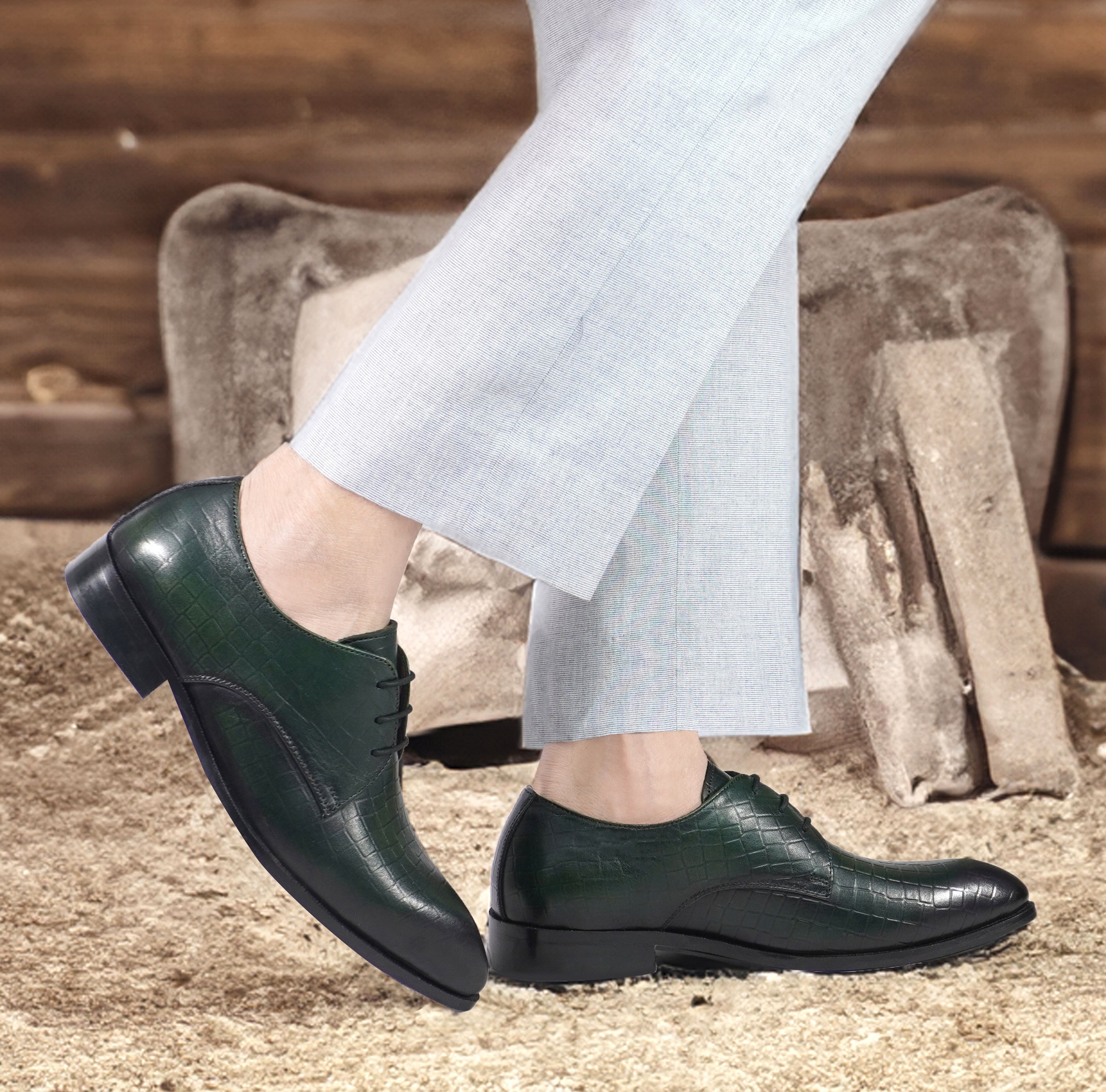 LEATHER SHOES